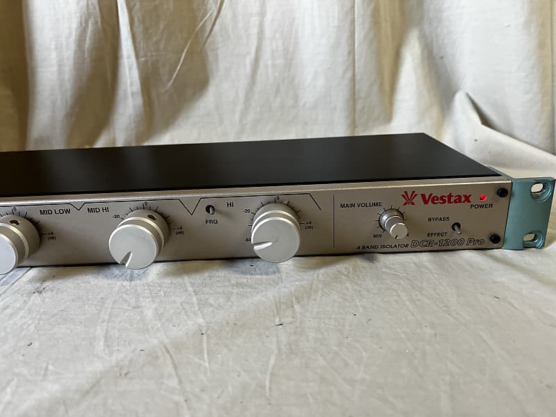 Vestax DCR-1200 Pro 4-band isolator