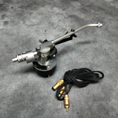 Audio-Technica AT-1010 Tonearm With Phono Cable In Very Good