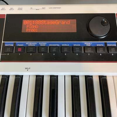 Roland JUNO-Di ホワイト Roland JUNO-Di 61-Key Synthesizer - White | Sweetwater