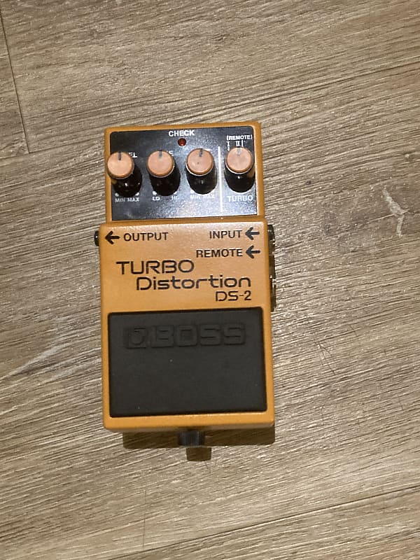 Boss DS-2 Turbo Distortion