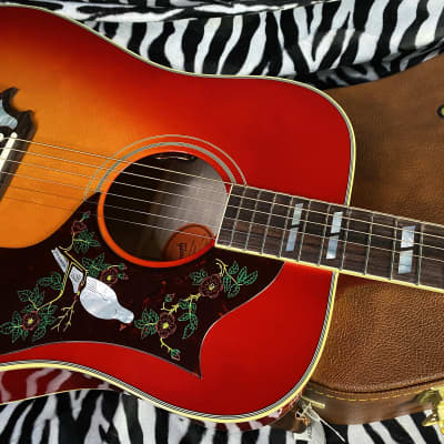 BRAND NEW! 2024 Gibson Dove Original - Vintage Cherry Sunburst - OCSSDOVCS - Authorized Dealer - 4.8 lbs - G02649 image 4
