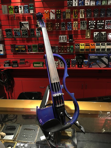 Yamaha EV-204 Silent Electric Violin with HSC and Bow