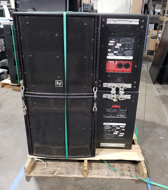 ElectroVoice EV/ElectroVoice XArray Xcb Compact Bass Reverb