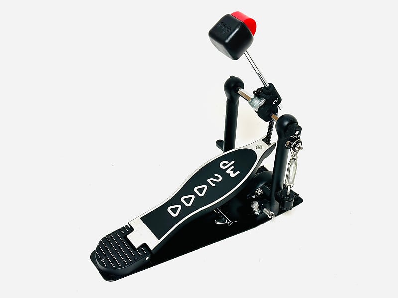 DW2000 Bass Drum Kick Pedal DW Reverb