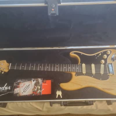 Fender American Deluxe Stratocaster 2012 - Natural ash body image 8