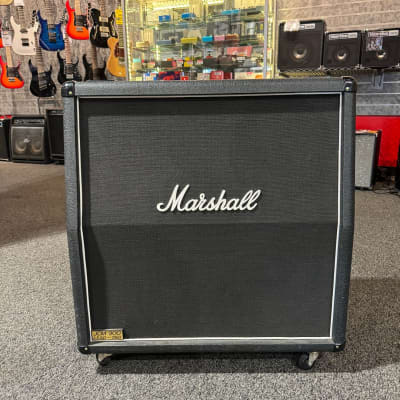 Marshall 1960A Guitar Cabinet (Torrance,CA)
