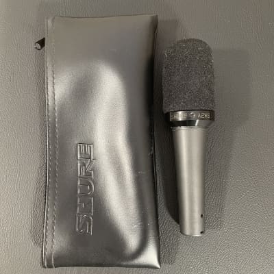 SHURE SM57 DYNAMIC MICROPHONE with SHURE A2WS WINDSCREEN and BAG MINT MINT MINT