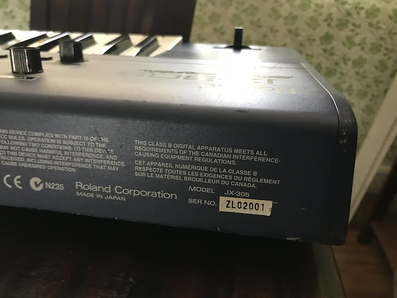 Roland JX-305 GROOVESYNTH, Manuals, Power Supply Upgraded