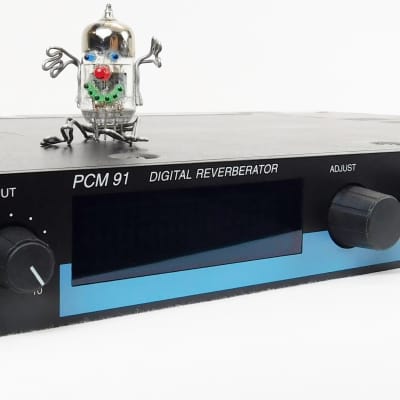 Lexicon PCM70 Reverb Pair with MRC Remote - Version 3.01 W/ 2.0 Presets  (Tiled Room!) Run Stereo | Reverb