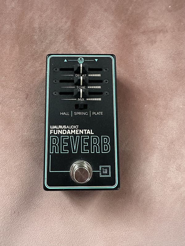 Walrus Audio Fundamental Reverb