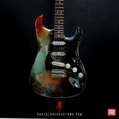 Fender Vintera ‘70s Stratocaster Sulf Green/Gold Leaf Heavy Aged Relic by East Gloves Customs image 16