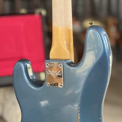 Immagine Fender Custom Shop 64 PRECISION BASS RELIC® Aged Lake Placid Blue - 7