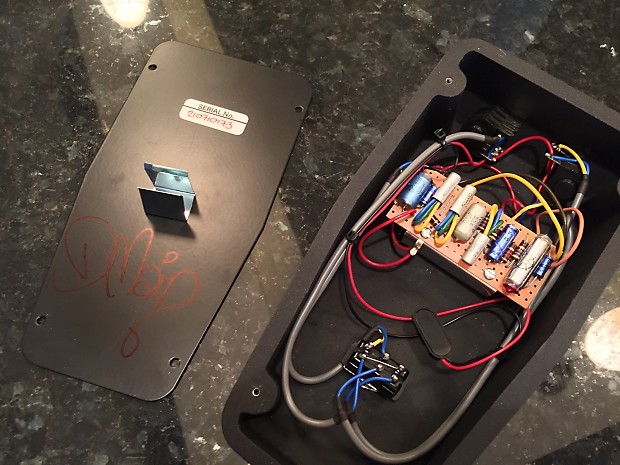 ギター Sola Sound DAM Tone Bender MKI 2020 sddefault.jpg