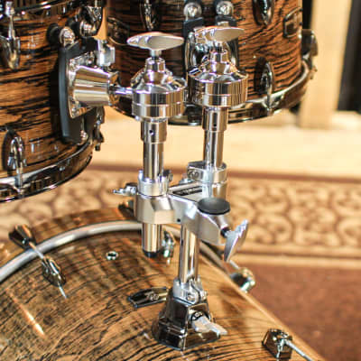 Yamaha Live Custom Hybrid Oak Uzu Natural Drum Set - 20x16, 10x7, 12x8, 14x13 image 4