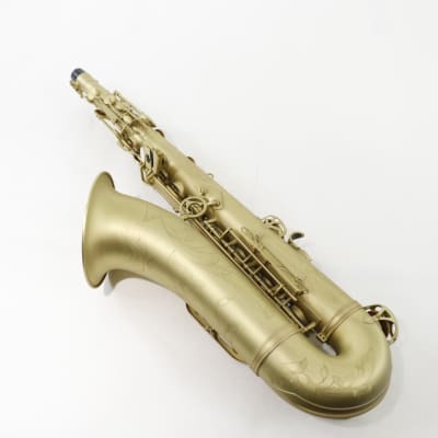 Antigua Winds Model TS4248CB 'Powerbell' Tenor Saxophone in Classic Brass Finish BRAND NEW image 8