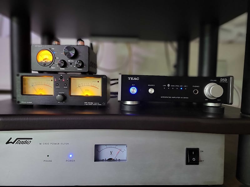 Teac AI-301DA Integrated Amplifier w/ Hi Res DAC