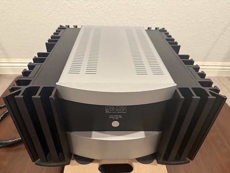 MARK LEVINSON  No. 333 Power Amplifier  			
