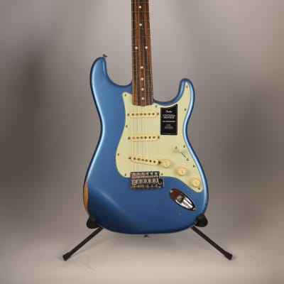 Fender Vintera Road Worn '60s Stratocaster - Lake Placid Blue image 2