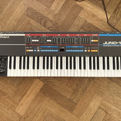 Roland Juno-106 - Serviced & New Voicechips