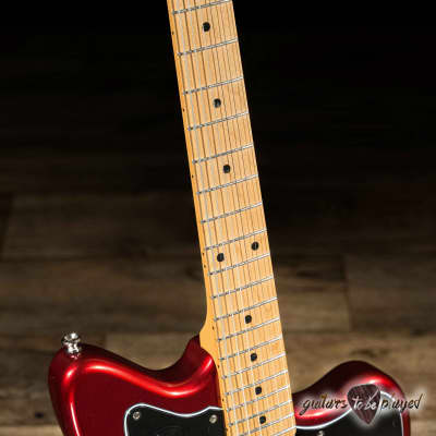 Fano JM6 Oltre Humbucker Maple Fretboard Guitar w/ Gigbag – Candy Apple Red image 4