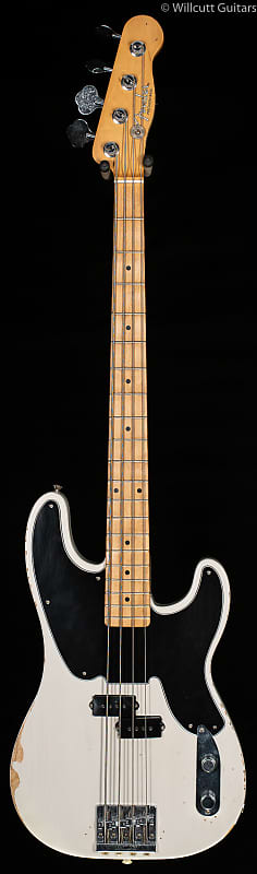 Fender Mike Dirnt Road Worn Artist Series Signature