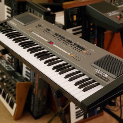 FULLY SERVICED RARE VINTAGE ROLAND HS60 (JUNO 106 with speakers!) IN AMAZING CONDITION! image 2