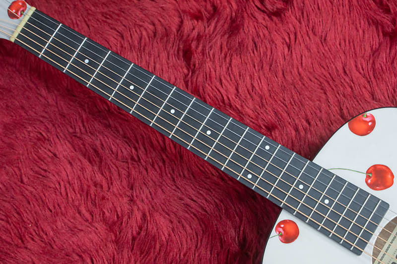 状態良好 ナギギター NAGI GUITAR Cherry Ivory（cherry Ivory）