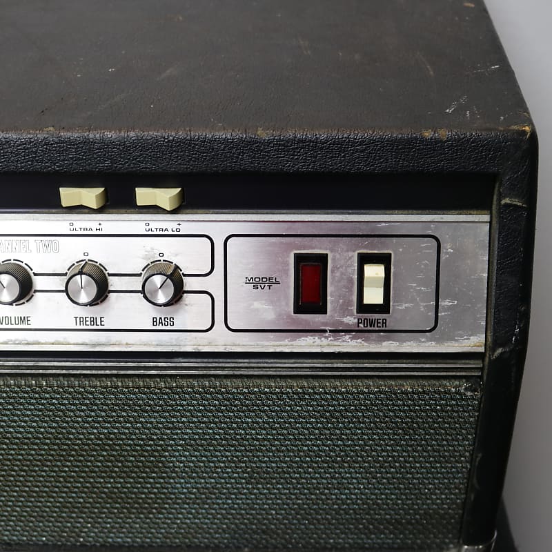 Ampeg SVT 