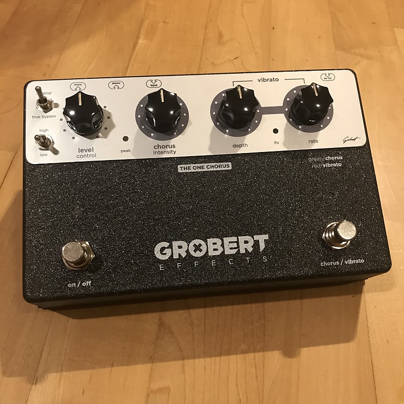 Grobert Effects The One Chorus Boss CE-1 Clone