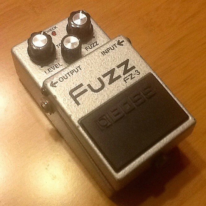 Boss FZ-3 Fuzz | Reverb