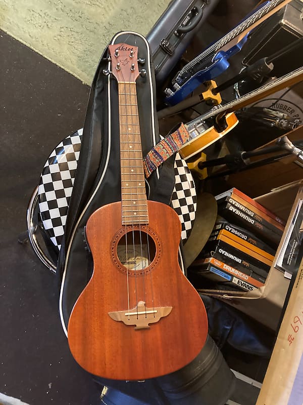 Aklot deals electric ukulele