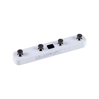 Mooer GTRS GWF4 Wireless Footswitch Controller for P1 Prime and GTRS Guitars  White image 4