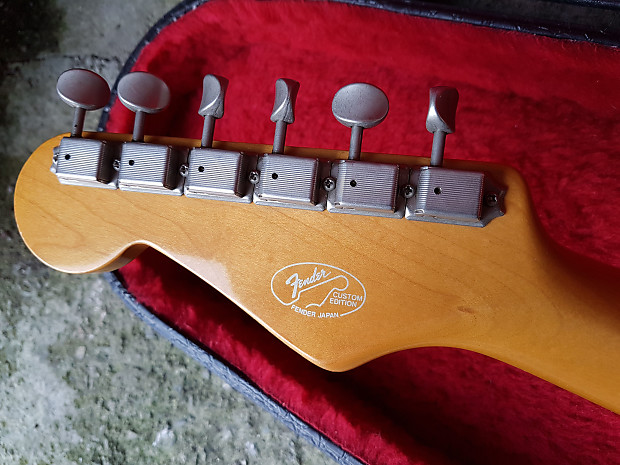 Fender japan custom shop edition