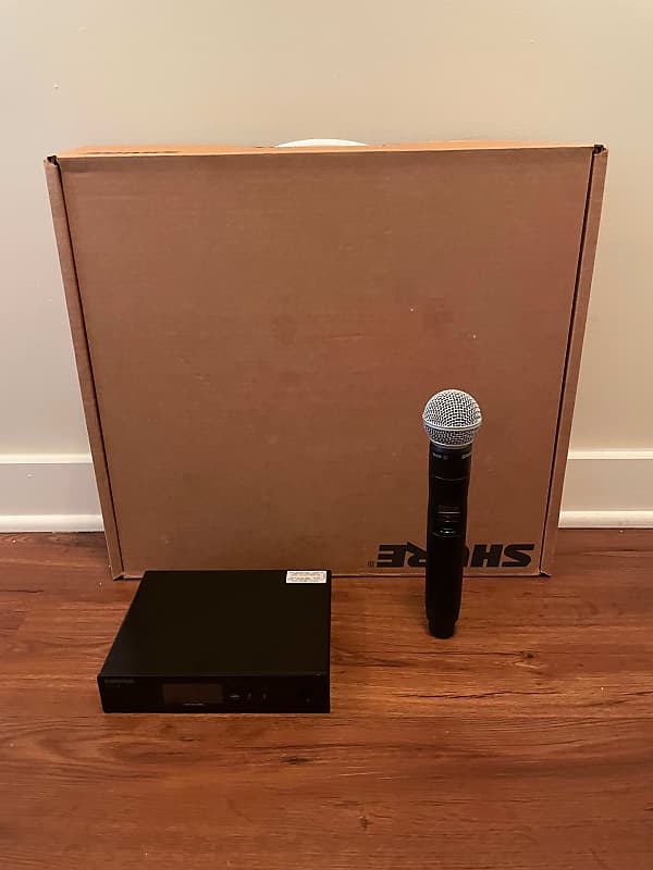 Shure QLXD24/SM58 Digital Wireless Handheld Microphone System Reverb
