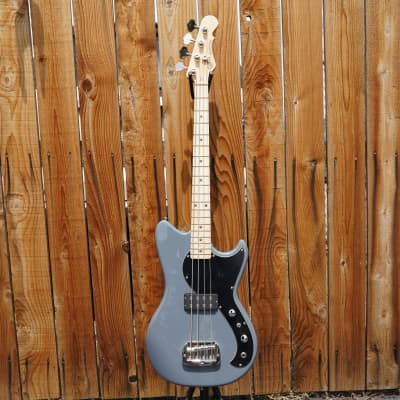 G&L USA Fullerton Deluxe Fallout Pearl Grey 4-String  30” Short Scale Bass w/ Deluxe Gig Bag NOS image 2