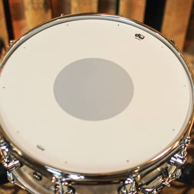 DW 5.5x14 Design Clear Acrylic Snare Drum - DDAC5514SSCL1 image 4