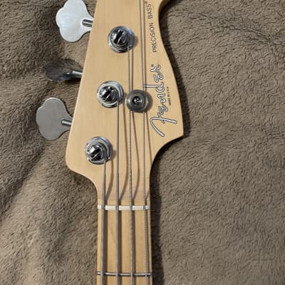 Fender American Series Precision Bass with Maple Fretboard 2004 - 2006 - Chrome Silver image 4