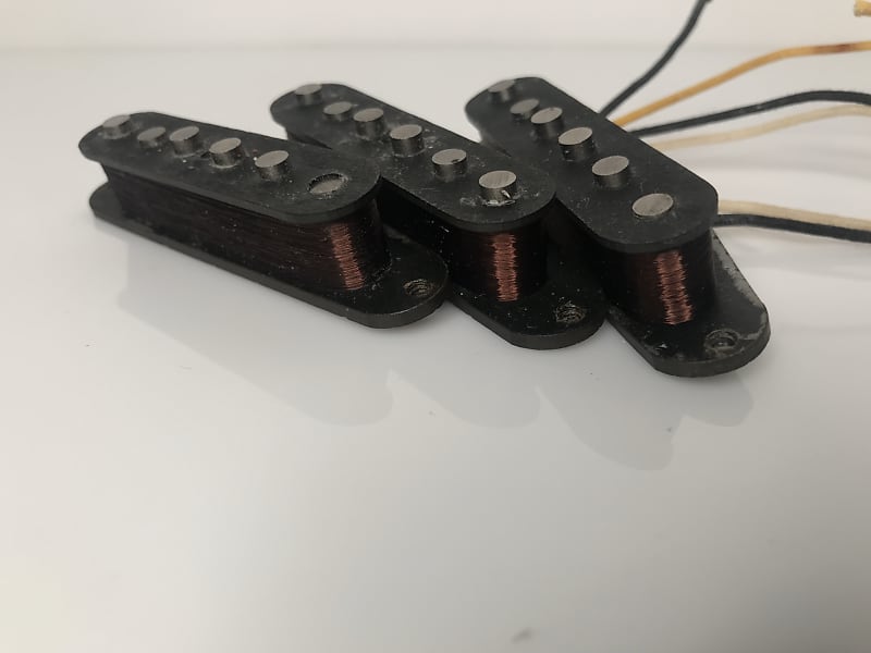 Fender USA Stratocaster Klein S5 ピックアップ Klein S5 Pickups - Scooped Mid Range | Reverb