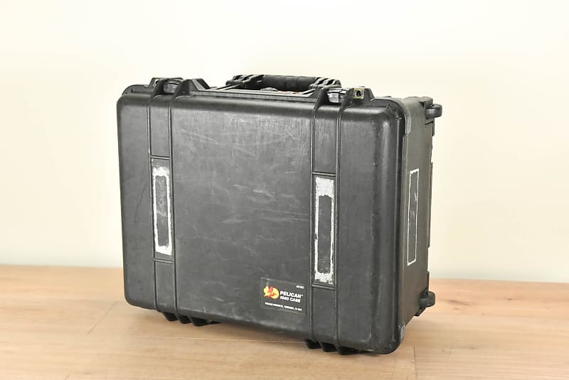 Pelican 1560 Protector Case with Foam | Reverb