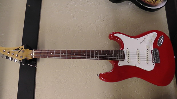 Washburn lyon shop strat