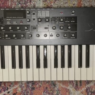 Dave Smith Instruments Mopho x4 44-Key 4-Voice Polyphonic Synthesizer 2013 - 2018 - Black with Wood Sides