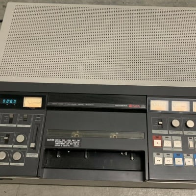 JVC CR-8250U Professional U-Matic Recorder Cassette Tape VCR VHS Editor image 1