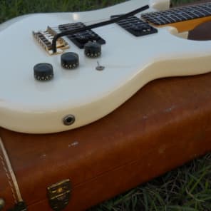 Kramer USA Pacer Guitar Minty 100% Original White/Gold OHSC 1982 Collector Grade image 8