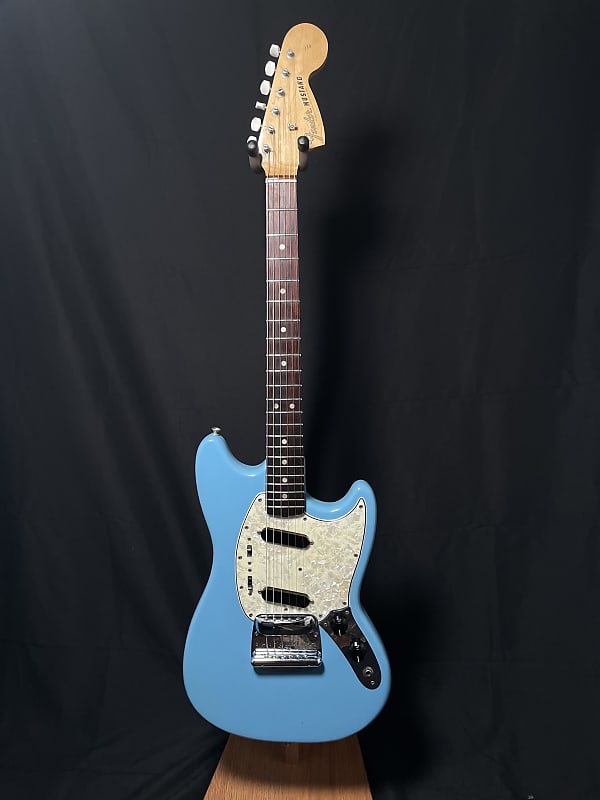 高品質最新作Fender USA mustang 1966 ミントコンディション フェンダー
