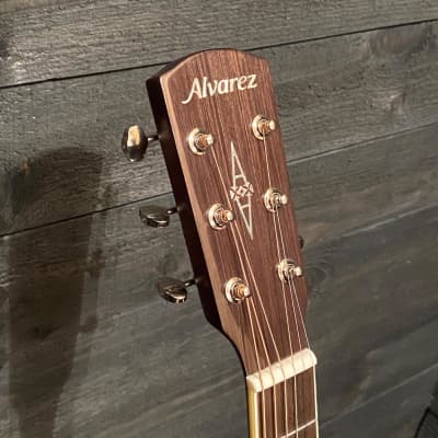 Alvarez MF60CEOM Folk OM Acoustic-Electric Guitar image 9