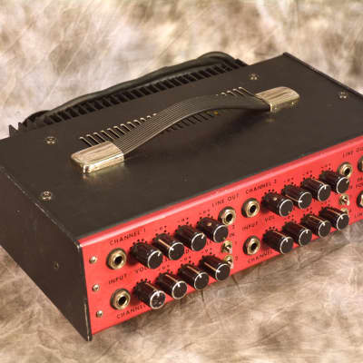 Walter Woods MI 100-8 2 Channel Bass Amplifier | Reverb