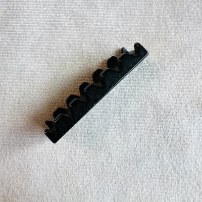 Floyd Rose R3 Locking Tremolo Nut - Black image 2