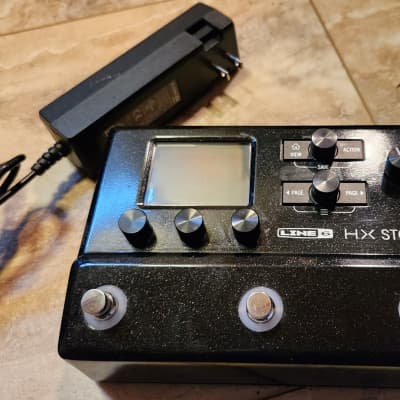 Line 6 HX Stomp Multi-Effect and Amp Modeler