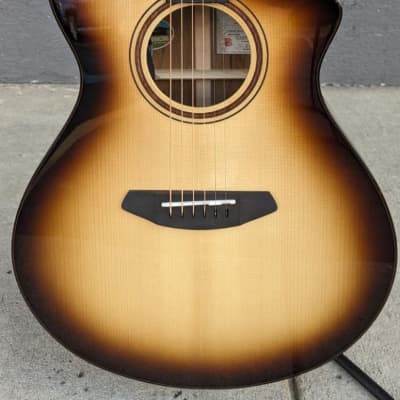 Breedlove Artista Pro Concert CE Acoustic Electric Guitar, Burnt Amber - B-Stock image 3