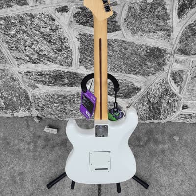 Fender Player Series Stratocaster - Polar White image 4